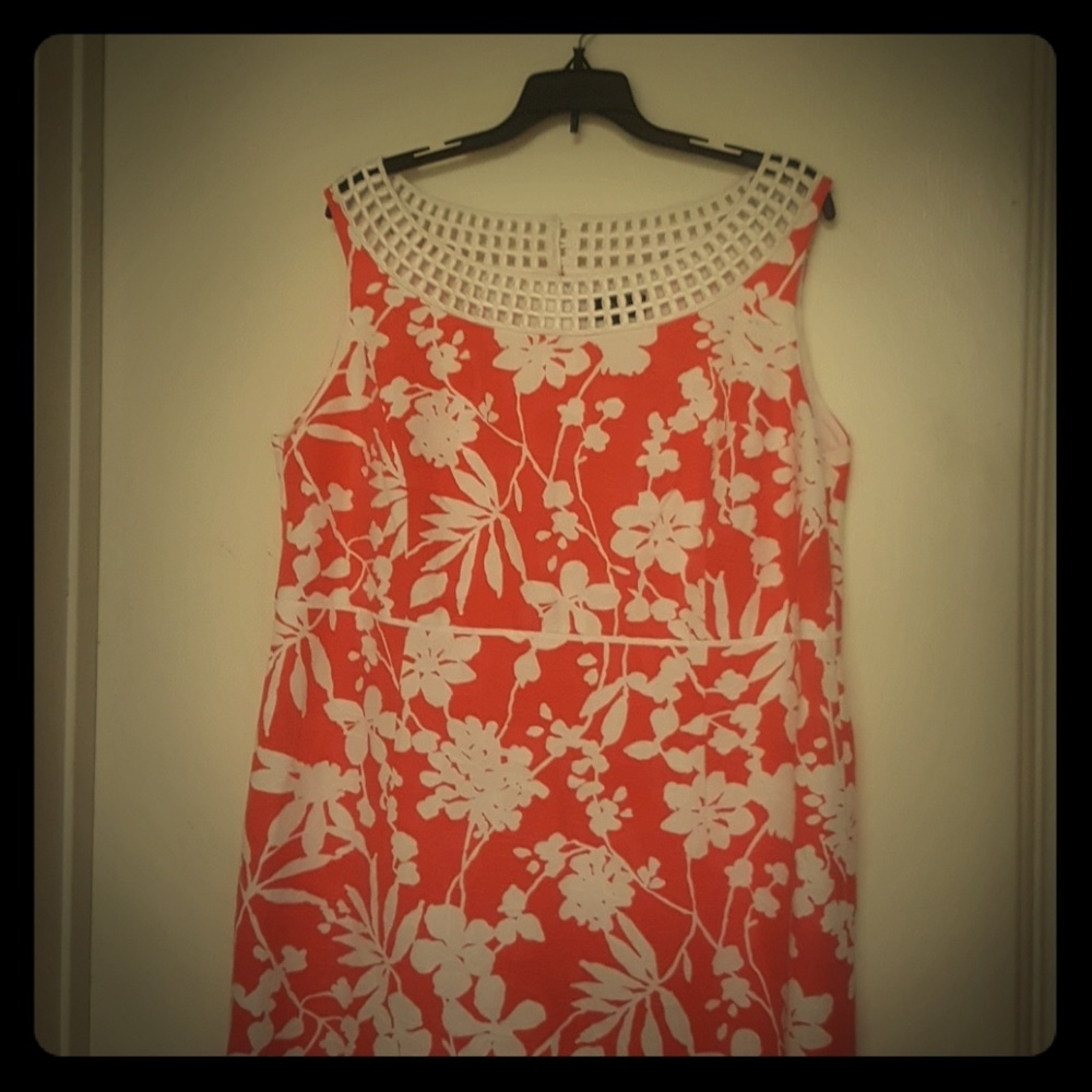 Size 18w Orange and White Sleeveless Dress